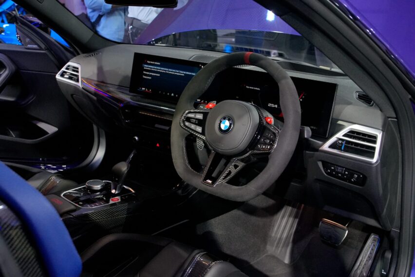 BMW M2 CS