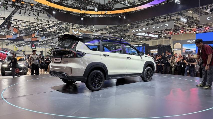 Suzuki memperkenalkan pembaruan XL7 di GIIAS 2026