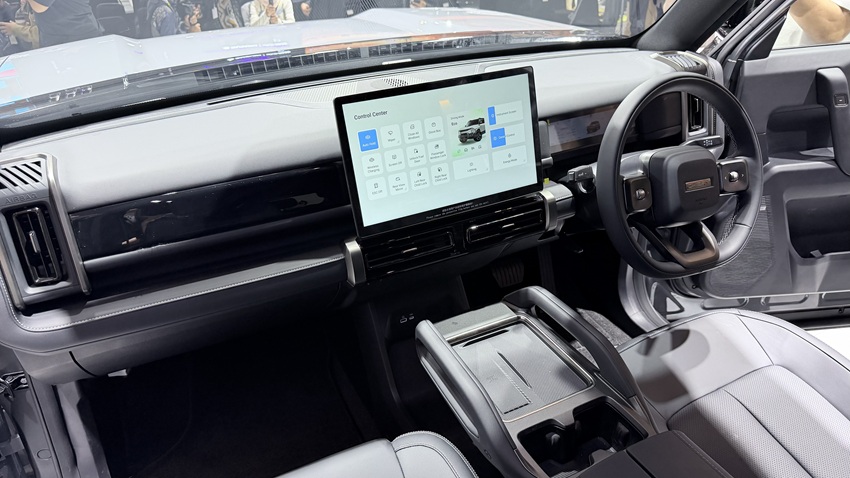Chery J6T CSH hadir di GIIAS 2026