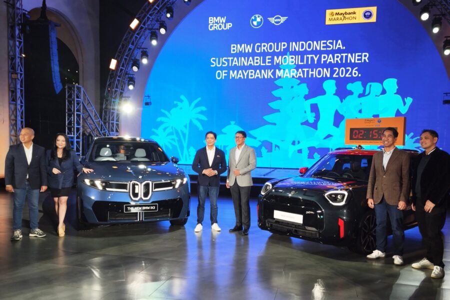 BMW iX3 dan Mini Aceman dukung Maybank Marathon 2026