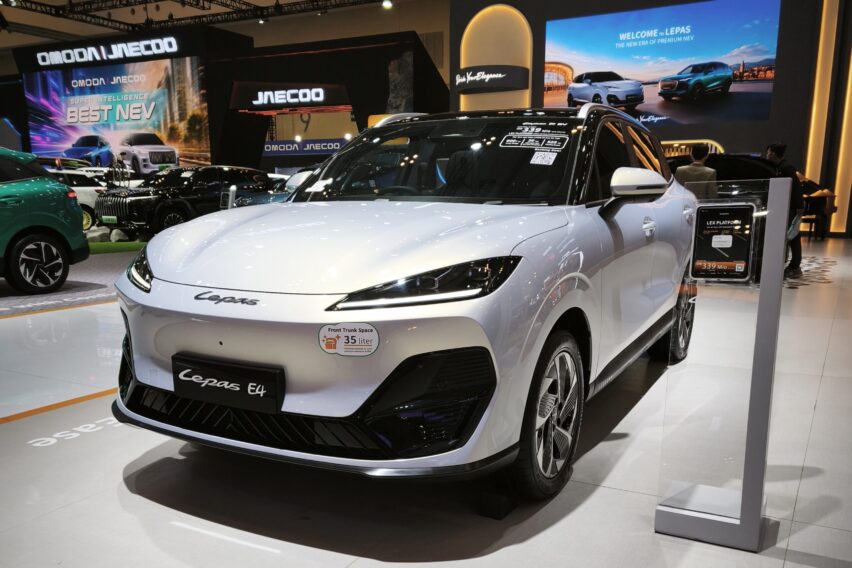 Harga Lepas E4 EV